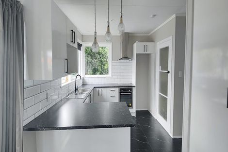 Photo of property in 9 Sacha Place, Glenview, Hamilton, 3206