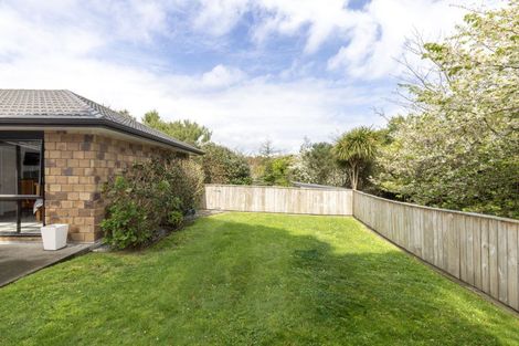 Photo of property in 33 Gandalf Crescent, Paraparaumu, 5032