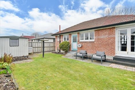 Photo of property in 2/21 Dunedin Street, Redwood, Christchurch, 8051