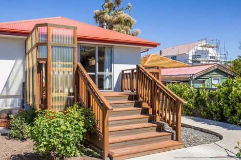 Photo of property in 58 Collingwood Street, New Brighton, Christchurch, 8061
