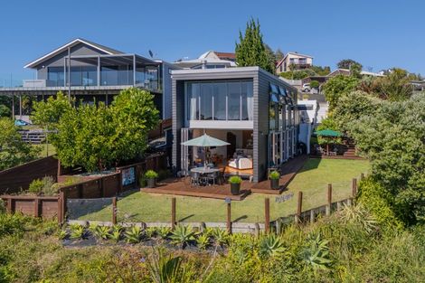 Photo of property in 18 Pine Grove, Tairua, 3508