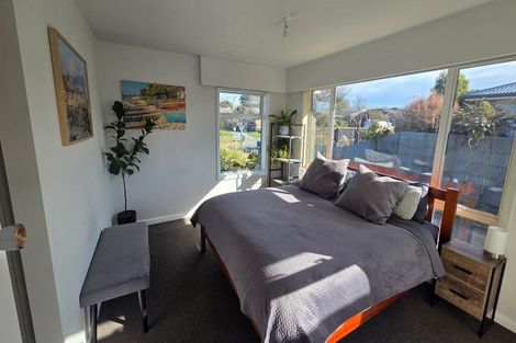 Photo of property in 33 Toorak Avenue, Avonhead, Christchurch, 8042