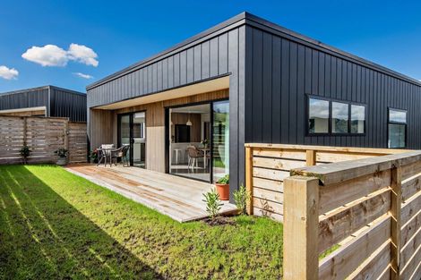 Photo of property in 1 Cherry Tree Lane, Glenbervie, 0173