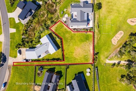 Photo of property in 135 Estuary Drive, Mangawhai Heads, Mangawhai, 0505