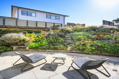 Photo of property in 17 Marine Parade South, Foxton Beach, Foxton, 4815