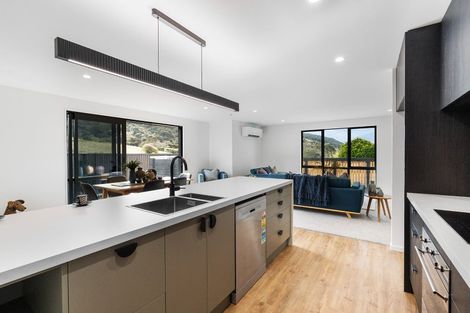 Photo of property in 7 Tapley Close, Halfway Bush, Dunedin, 9010
