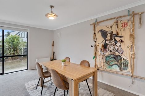 Photo of property in 1 Seagrass Place, Otaki Beach, Otaki, 5512