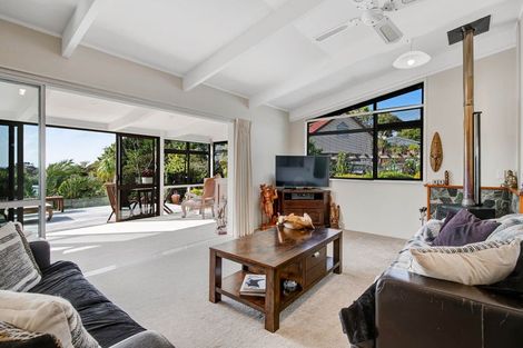Photo of property in 39 Zealandia Road, Manly, Whangaparaoa, 0930