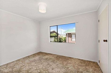 Photo of property in 19f2 Trafalgar Street, Johnsonville, Wellington, 6037