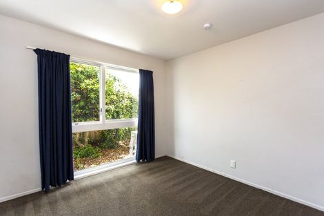 Photo of property in 8 Ashfield Place, Ilam, Christchurch, 8041