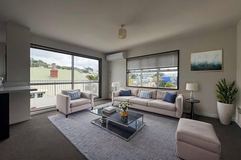 Photo of property in 8e Finlay Terrace, Mount Cook, Wellington, 6021