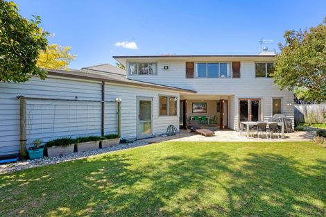 Photo of property in 1/6 Crete Avenue, Milford, Auckland, 0620