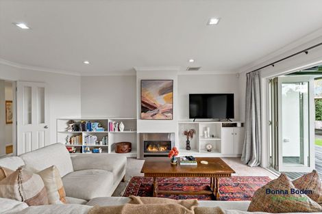 Photo of property in 14 George Crescent, Buckland, Pukekohe, 2677
