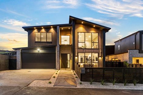 Photo of property in 8 Kumukumu Road, Long Bay, Auckland, 0630
