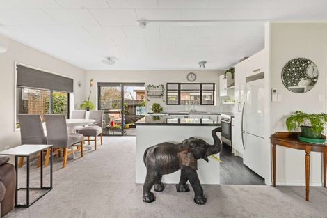 Photo of property in 1/1 Coronation Avenue, Welbourn, New Plymouth, 4310