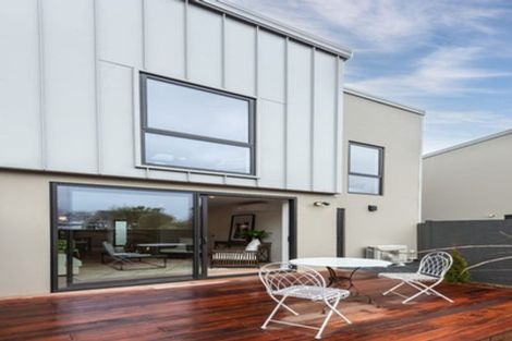 Photo of property in 200d Springfield Road, St Albans, Christchurch, 8014