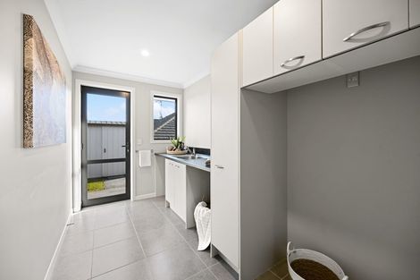 Photo of property in 6 Compton Grove, Huntington, Hamilton, 3210