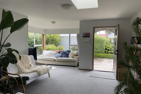 Photo of property in 4 Whitfield Street, Sumner, Christchurch, 8081