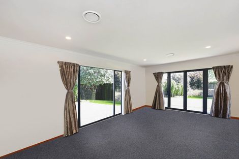 Photo of property in 21 Thomson Street, Tinwald, Ashburton, 7700