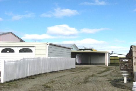 Photo of property in 8a Nikau Street, Levin, 5510
