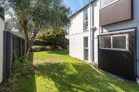 Photo of property in 1/107 Holly Road, St Albans, Christchurch, 8014