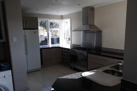 Photo of property in 8 Piko Crescent, Riccarton, Christchurch, 8041