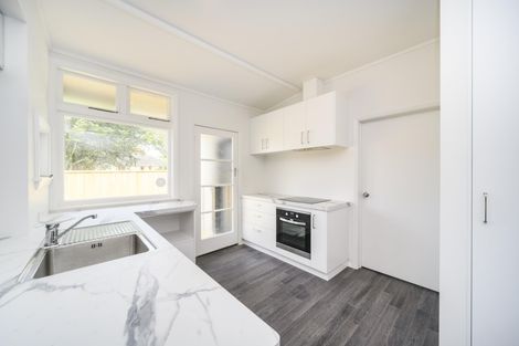 Photo of property in 28 Alfred Street, Roslyn, Palmerston North, 4414