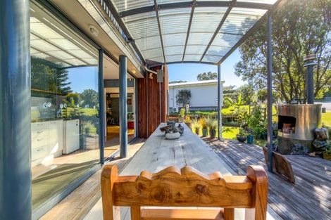 Photo of property in 41 Fishermans Bend, Whiritoa, Whangamata, 3691