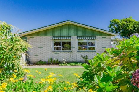 Photo of property in 7 Nimmo Avenue, Waikanae, 5036