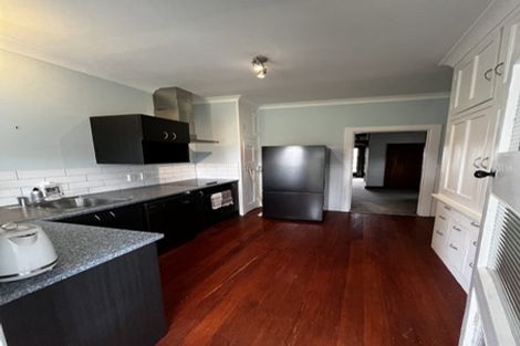 Photo of property in 28 Miro Street, Takaro, Palmerston North, 4410