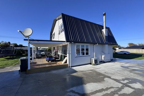 Photo of property in 71 Hedges Street, Sanson, 4817