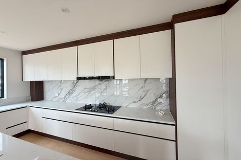 Photo of property in 73 Hutchinsons Road, Bucklands Beach, Auckland, 2014