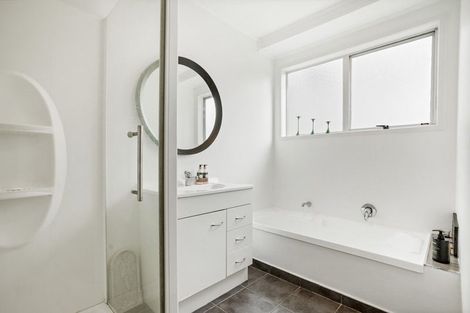 Photo of property in 44 Clyma Place, Massey, Auckland, 0614