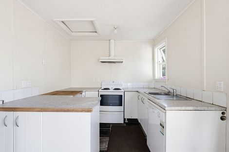 Photo of property in 14 Karamu Street, Upper Riccarton, Christchurch, 8041