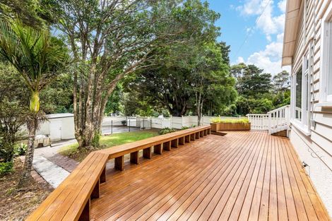 Photo of property in 114 Scenic Drive, Titirangi, Auckland, 0604