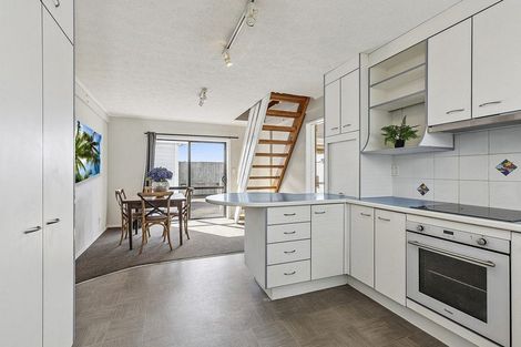 Photo of property in 39 Bodmin Terrace, Camborne, Porirua, 5026