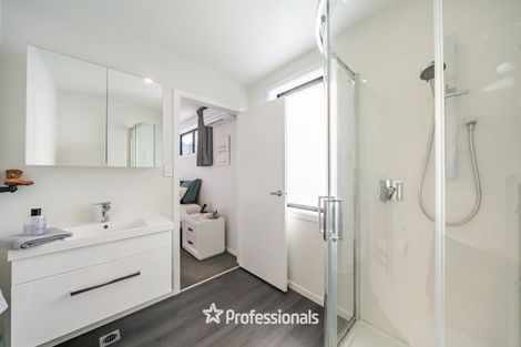 Photo of property in 393 Stokes Valley Road, Stokes Valley, Lower Hutt, 5019