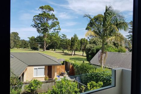 Photo of property in 16 Fearnley Grove, Albany, Auckland, 0632