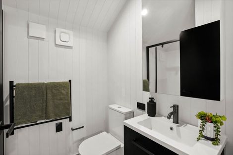 Photo of property in 17 Bleakley Lane, Frankton, Queenstown, 9300