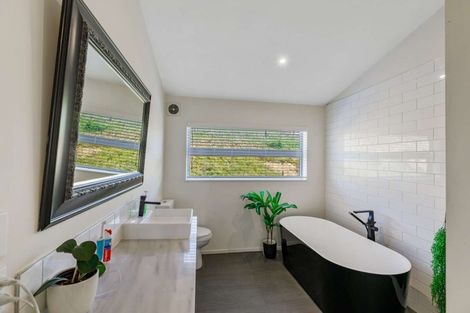 Photo of property in 4 Bridle Way, Hunua, Papakura, 2583