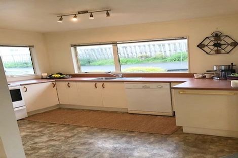 Photo of property in 1/7 Mably Court, Stanmore Bay, Whangaparaoa, 0932