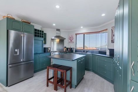 Photo of property in 101 Parnell Heights, Kelvin Grove, Palmerston North, 4414