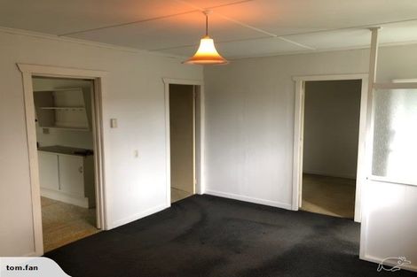 Photo of property in 8 Park Rise, Campbells Bay, Auckland, 0630