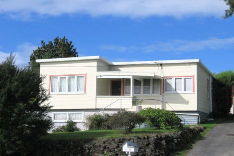 Photo of property in 44 Newington Road, Henderson, Auckland, 0612