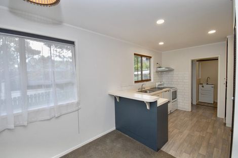 Photo of property in 48 Salamanca Road, Sunnynook, Auckland, 0620