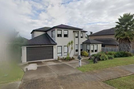 Photo of property in 16 Keating Rise, Northcross, Auckland, 0632