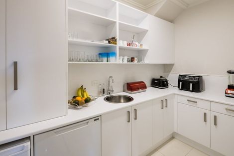 Photo of property in 142 Saint James Drive, Huntington, Hamilton, 3210