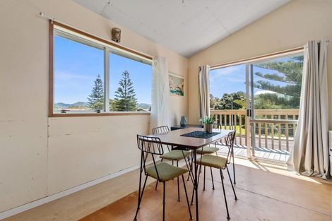 Photo of property in 50 Pauanui Beach Road, Pauanui, Hikuai, 3579