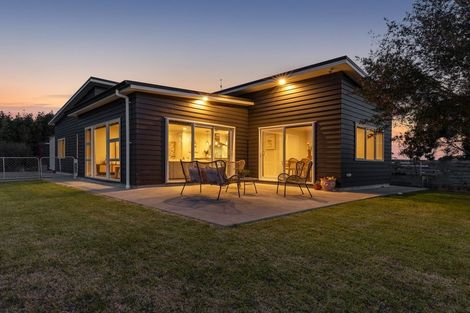 Photo of property in 11 Maury Place, Foxton, 4814