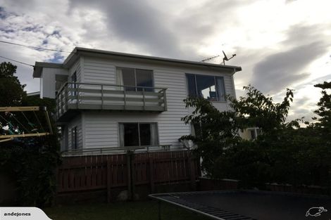 Photo of property in 2 Overtoun Terrace, Hataitai, Wellington, 6021